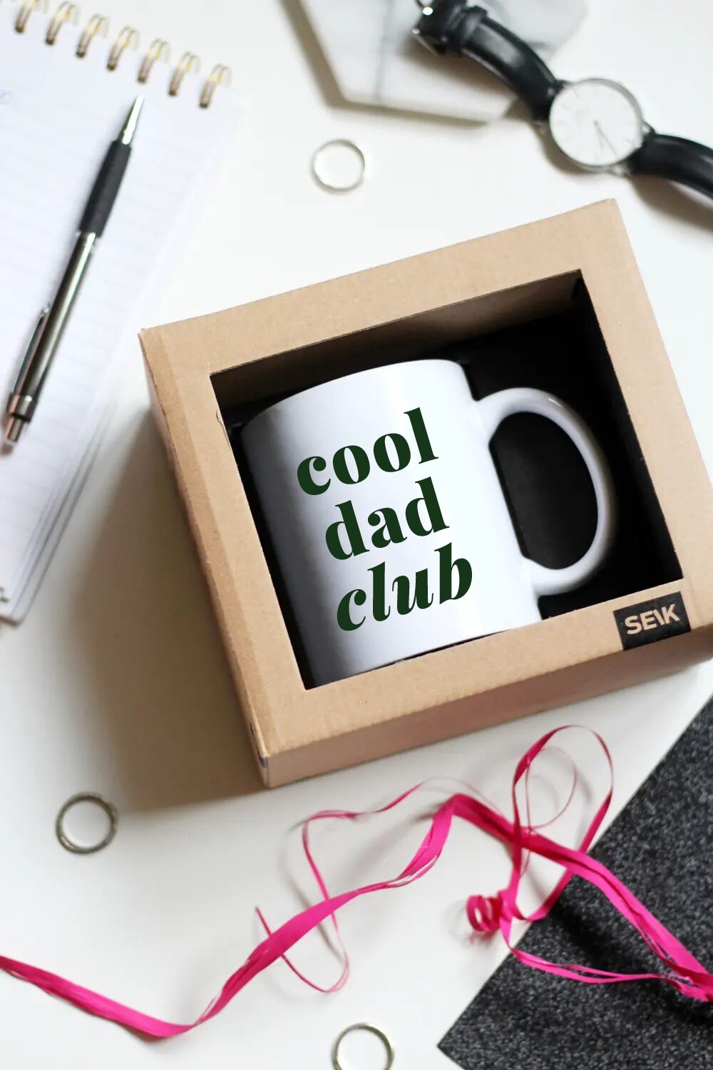 Designový hrnek "cool dad club"