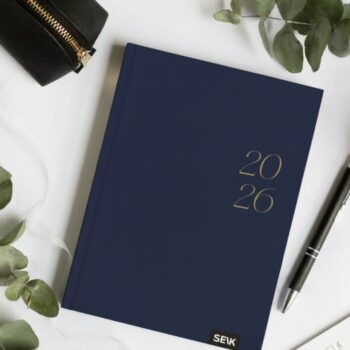Happy Calendar diár na rok 2026 (A5) - dark blue
