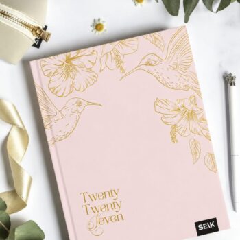 PLÁNOVAČ HAPPY CALENDAR S PEVNOU VAZBOU 2027 - ptáčci